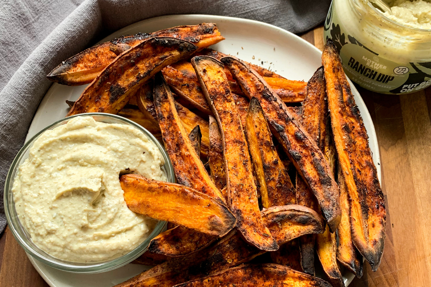These paprika potato chips with ranch dip are better (and better